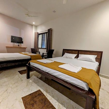 Hotel Madhusudan Executive Kolhapur Eksteriør billede
