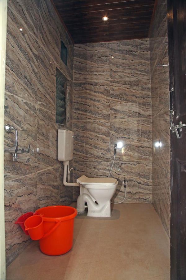 Hotel Madhusudan Executive Kolhapur Eksteriør billede